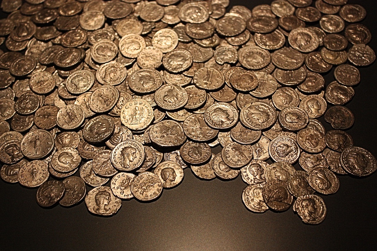 Na Sądecczyźnie odkopano prawdziwy skarb! Znaleziono monety pochodzące ze średniowiecza