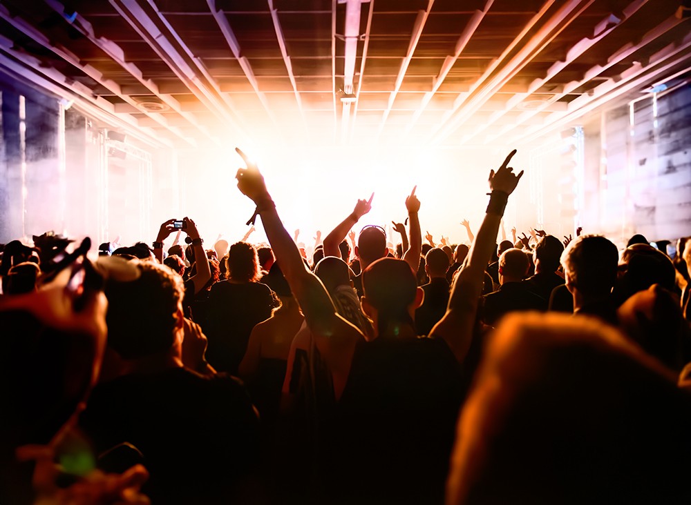 Nocne emocje w Nowym Sączu: Underground Night w Ibis Style z muzyką i tuningiem na najwyższym poziomie