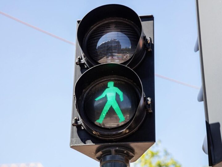 Wypadek w Nowym Sączu: Świadkowie uratowali poszkodowanego mężczyznę
