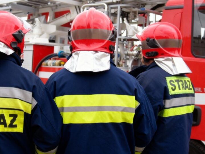Nowy sprzęt dla OSP Łącko – strażacy gotowi na wyzwania!
