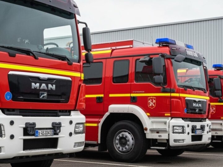 Zimowe wyzwania: Intensywne ćwiczenia ratownicze OSP w trudnych warunkach