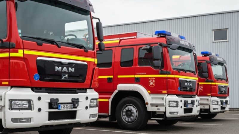 Zimowe wyzwania: Intensywne ćwiczenia ratownicze OSP w trudnych warunkach