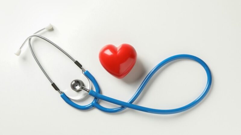 Światowy Dzień Seniora w Nowym Sączu: zdrowie, muzyka i nagrody dla zasłużonych