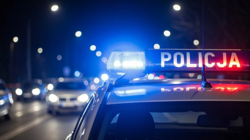 Bezpieczne drogi w okresie świątecznym na Sądecczyźnie. Policja zwiększa kontrole do 7 stycznia.