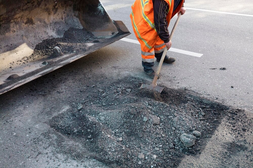 Zakończono pierwszy etap prac nad bezpieczniejszą drogą dla Zamakowiska i Zaczerczyka