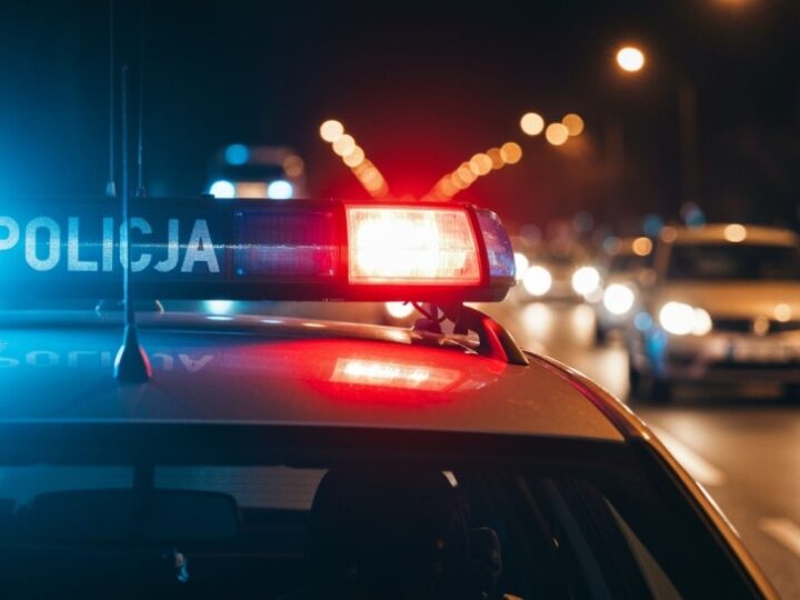 Policja aresztowała oszustów, którzy wyłudzili 90 tys. zł od seniorki