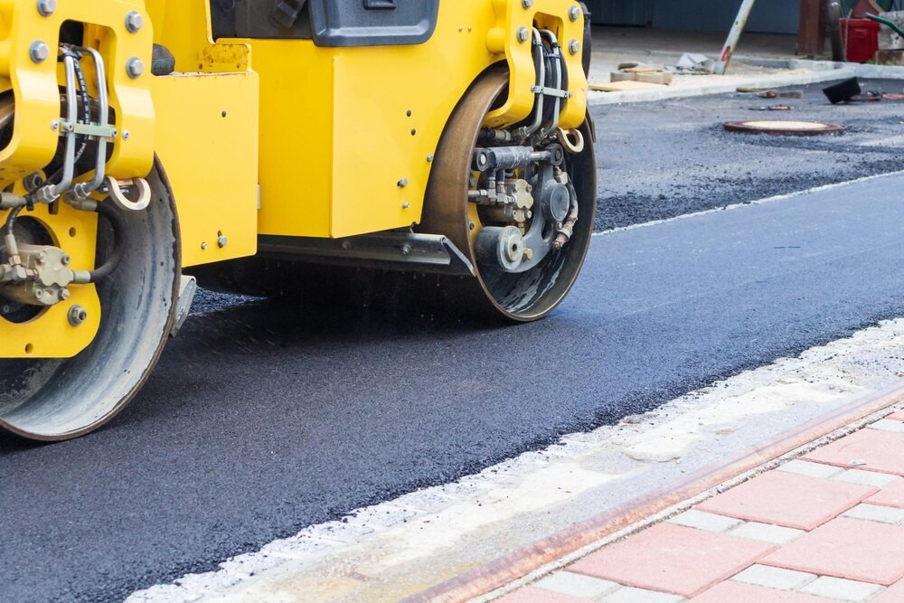 Burmistrz Piwnicznej-Zdroju zachęca mieszkańców do sprzedaży gruntów w celu poszerzenia drogi na Suchą Dolinę i Obidzę