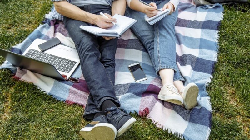 Nowe technologie w szkołach: Unijne wsparcie dla edukacji w Polsce