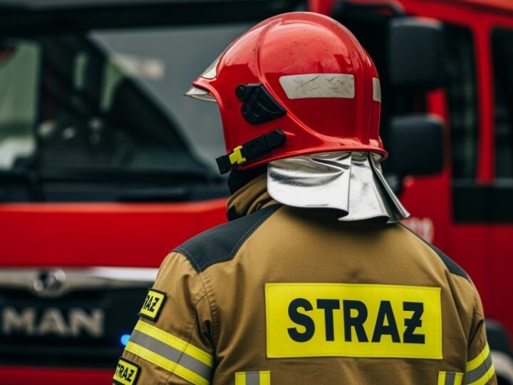 Nocne interwencje służb 22/23 marca 2026: pożary i wypadki w regionie