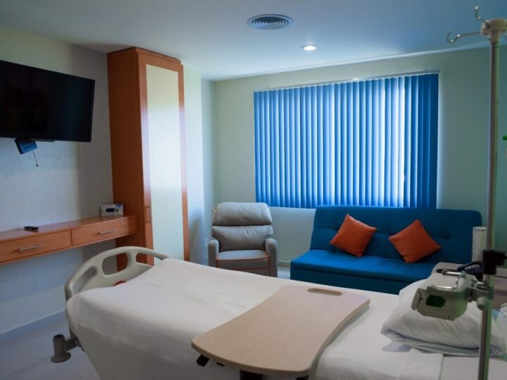 Marzec dla kobiet: profilaktyka raka piersi i wsparcie w trudnych chwilach