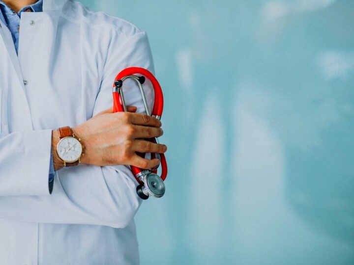 Zacznij pływać już teraz – zapisz się na zajęcia w Korzennej!