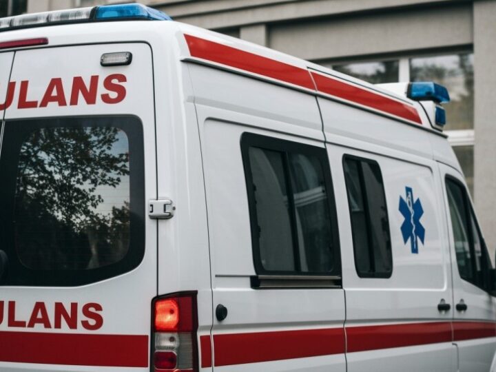 Wakacyjne bezpieczeństwo nad wodą: kluczowe zasady, które warto znać