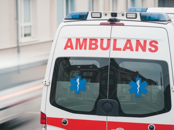 Interwencje służb w Nowym Sączu: działania z 21/22 kwietnia 2026 roku w obliczu zagrożeń