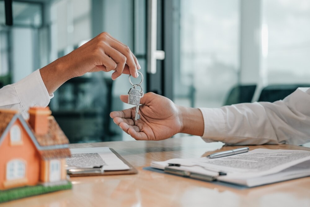 Nowy chodnik w Łazach Biegonickich zwiększy bezpieczeństwo mieszkańców