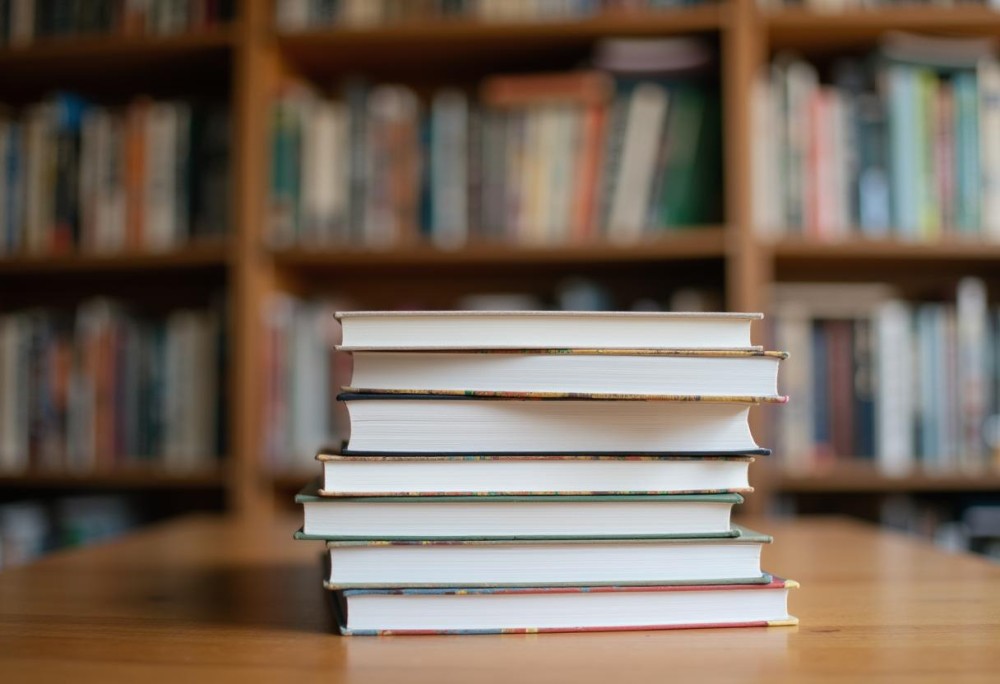 Nowoczesna biblioteka i świetlica w Astro Centrum Chełmiec po likwidacji restauracji Venus