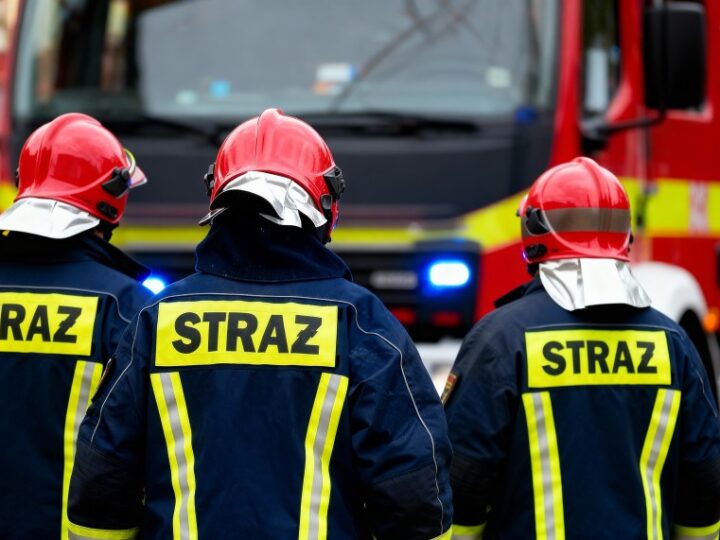 Kandydaci OSP Nowy Sącz stawiają pierwsze kroki w terenowych ćwiczeniach w Rdziostowie