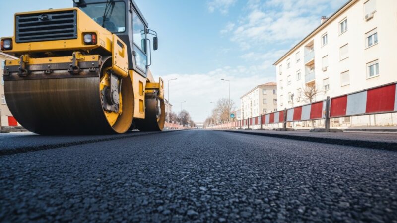 Utrudnienia na drodze Chełmiec-Naszacowice z powodu budowy nowego chodnika