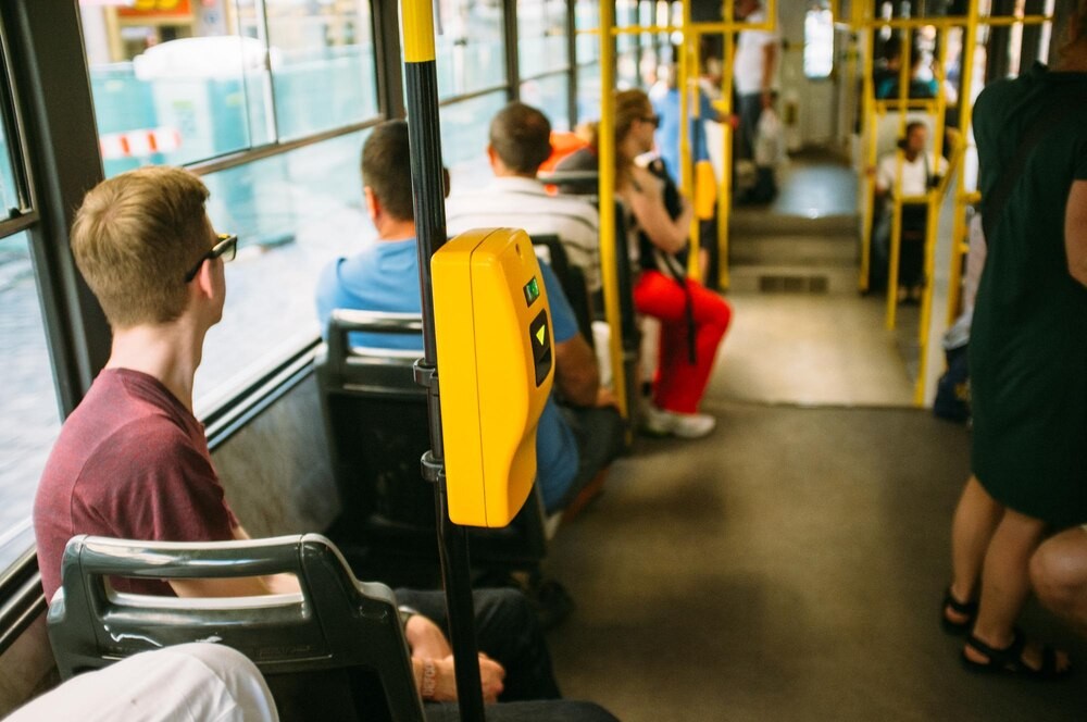 Klimatyzacja w autobusach MPK Nowy Sącz: jak komfortowo podróżować w upalne dni?