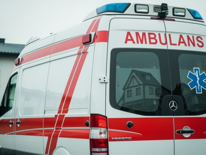 Bezpieczne zakończenie lata: jak cieszyć się końcówką wakacji z głową