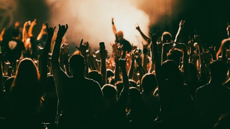 Finał Festiwalu „Muzyka Zaklęta w Drewnie” z zespołem VOŁOSI w Wierchomli!