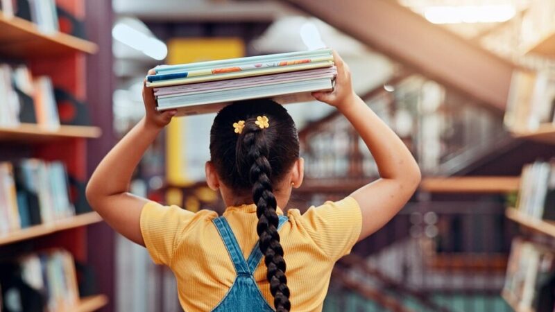Warsztaty „W krainie Yōkai” w Sądeckiej Bibliotece Publicznej