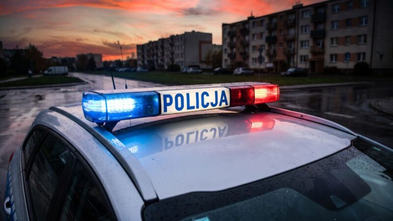 Recydywiści zatrzymani za brutalny rozbój w Nowym Sączu